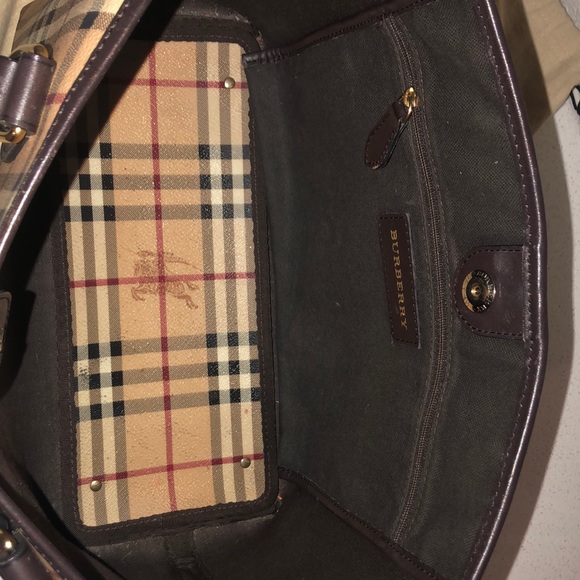 Burberry Purse - Picture 2 of 5